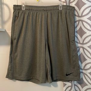 Mens size XL NIKE shorts